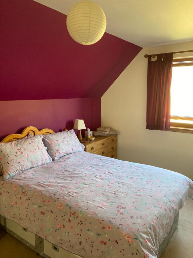 Springbank Apartment - Sleeps 4 - Pet Friendly Φορτ Γουίλιαμ Εξωτερικό φωτογραφία
