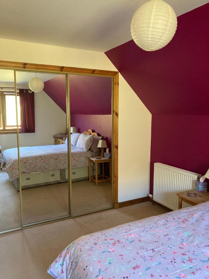 Springbank Apartment - Sleeps 4 - Pet Friendly Φορτ Γουίλιαμ Εξωτερικό φωτογραφία