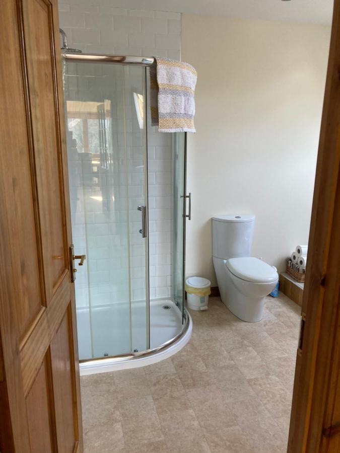 Springbank Apartment - Sleeps 4 - Pet Friendly Φορτ Γουίλιαμ Εξωτερικό φωτογραφία