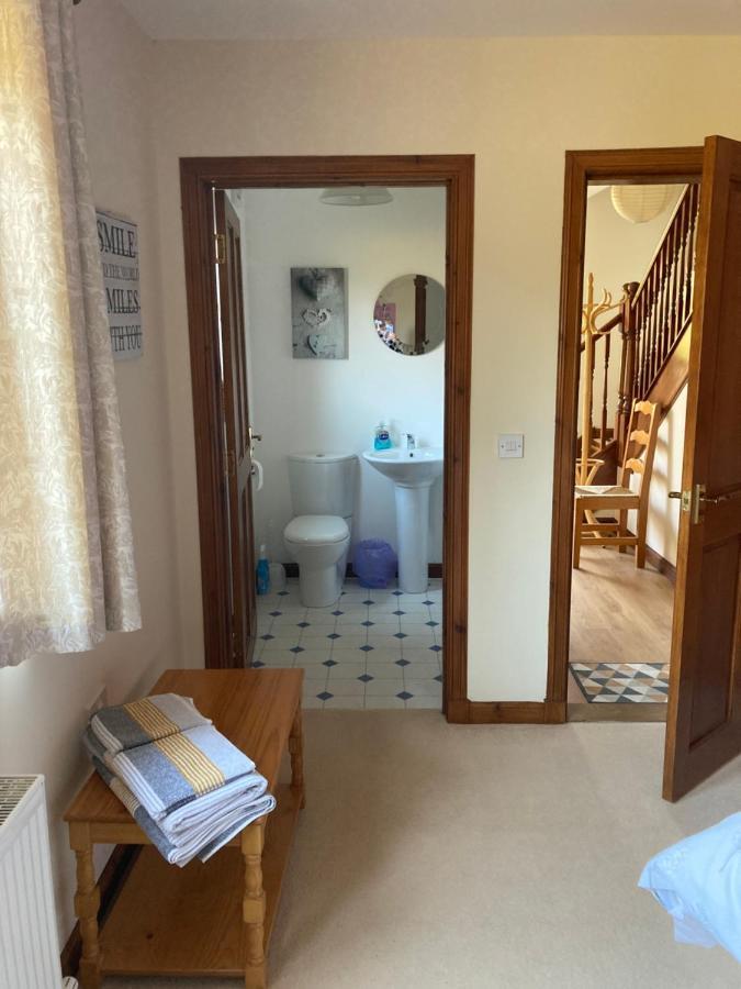 Springbank Apartment - Sleeps 4 - Pet Friendly Φορτ Γουίλιαμ Εξωτερικό φωτογραφία